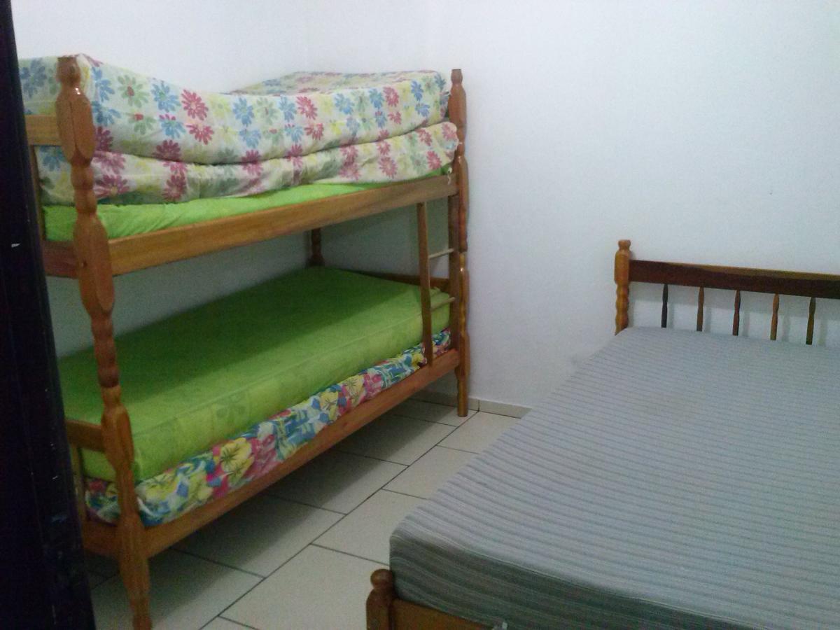 Casa Na Praia - Uma Quadra Do Mar Итапоа Экстерьер фото